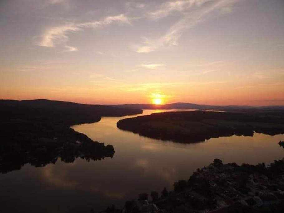 Apartman S Terasou A Vyhledem Na Jezero Lipno Kovarov Экстерьер фото