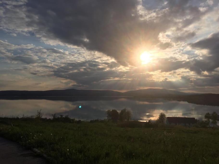 Apartman S Terasou A Vyhledem Na Jezero Lipno Kovarov Экстерьер фото