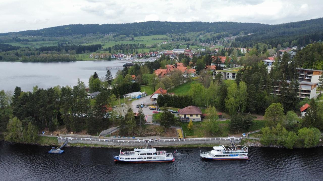 Apartman S Terasou A Vyhledem Na Jezero Lipno Kovarov Экстерьер фото